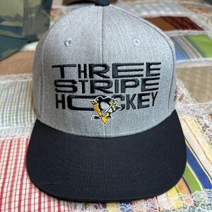NWOT Pittsburgh Penguins NHL Adidas Hat adjustable OSFM Flat Bill Snap Back